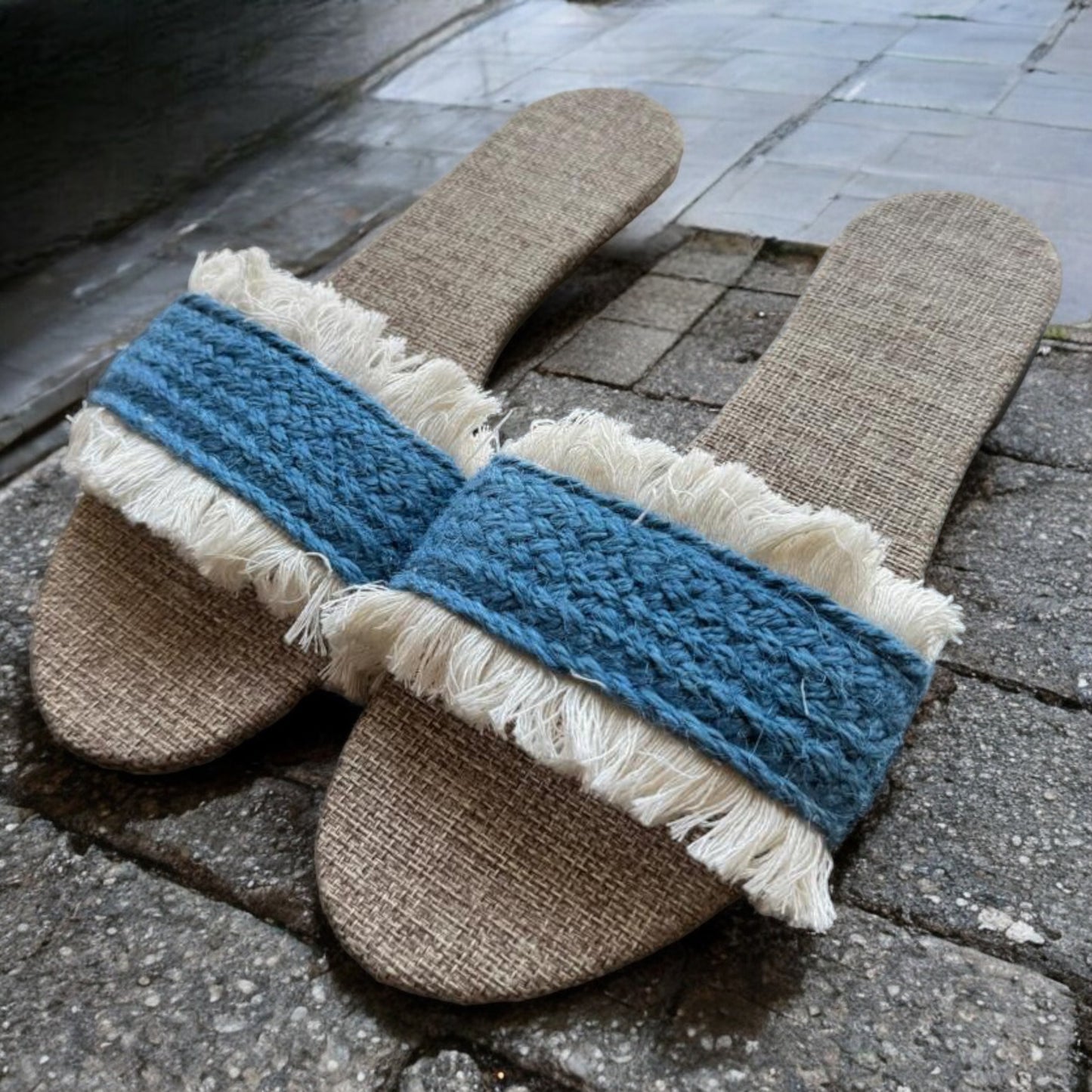 OCEAN WAVE SLIPPERS