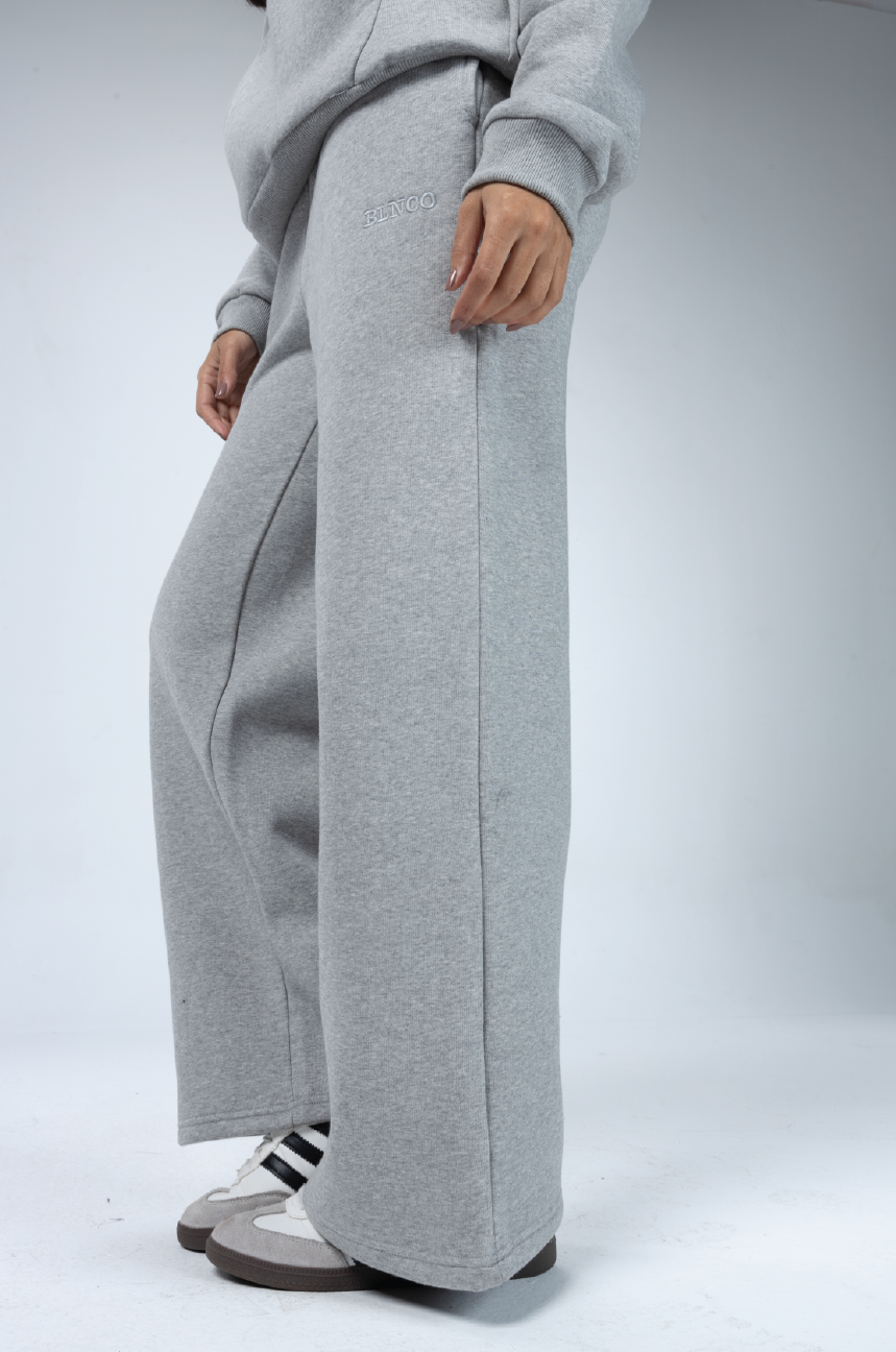 LIGHT GREY SWEATS