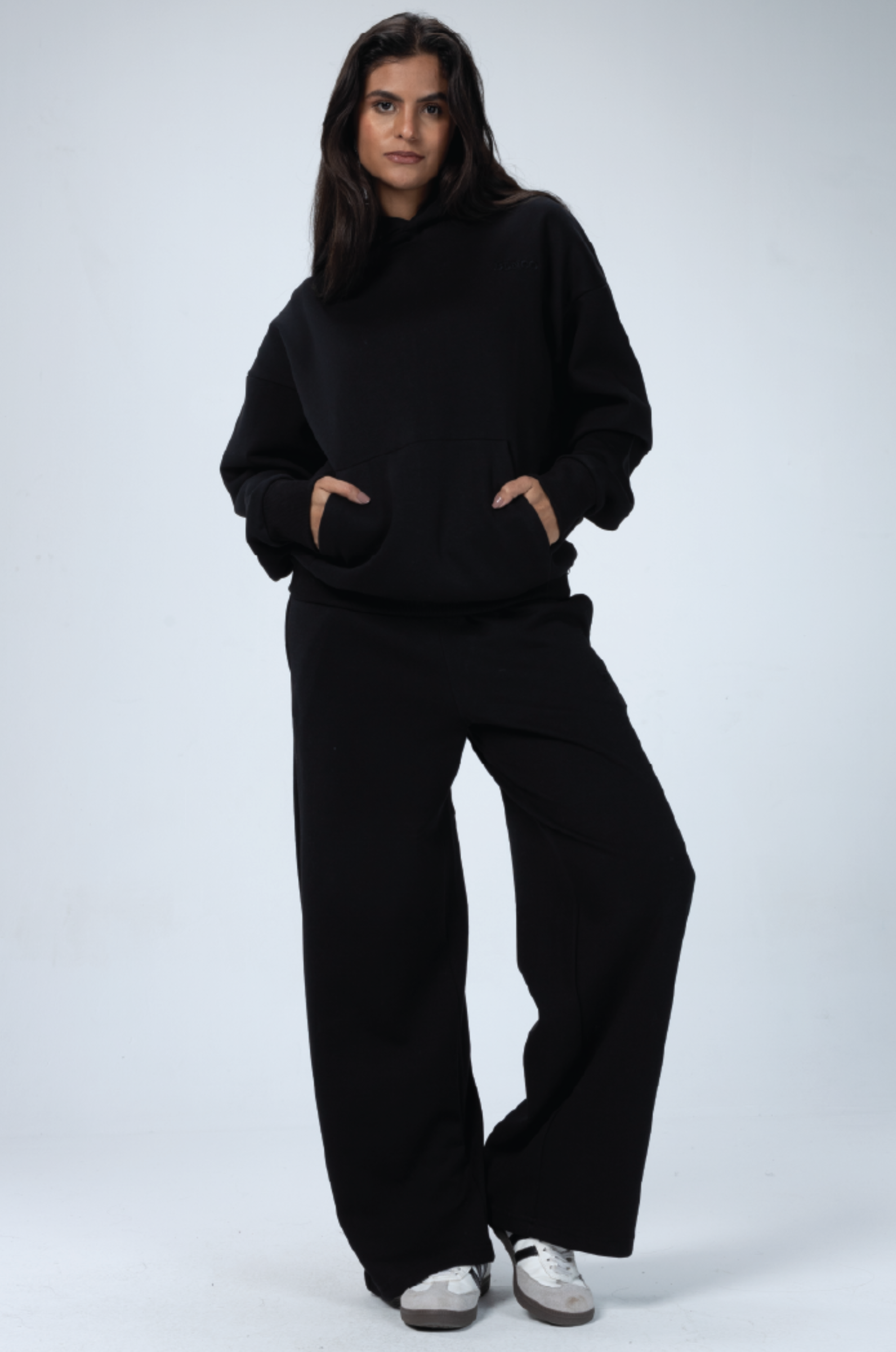 THE FLOW SWEATS - BLACK