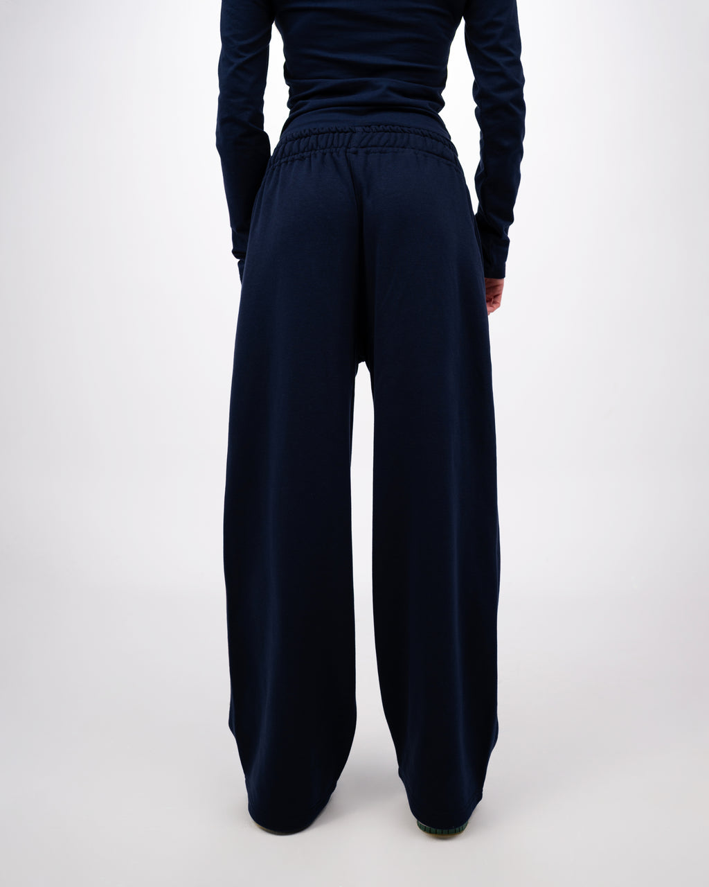 THE FLOW SWEATS - NAVY