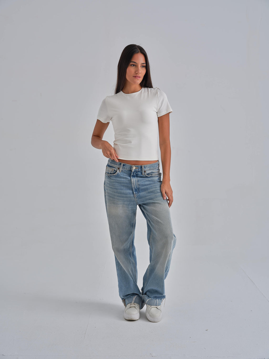 SculptHER Round White Top