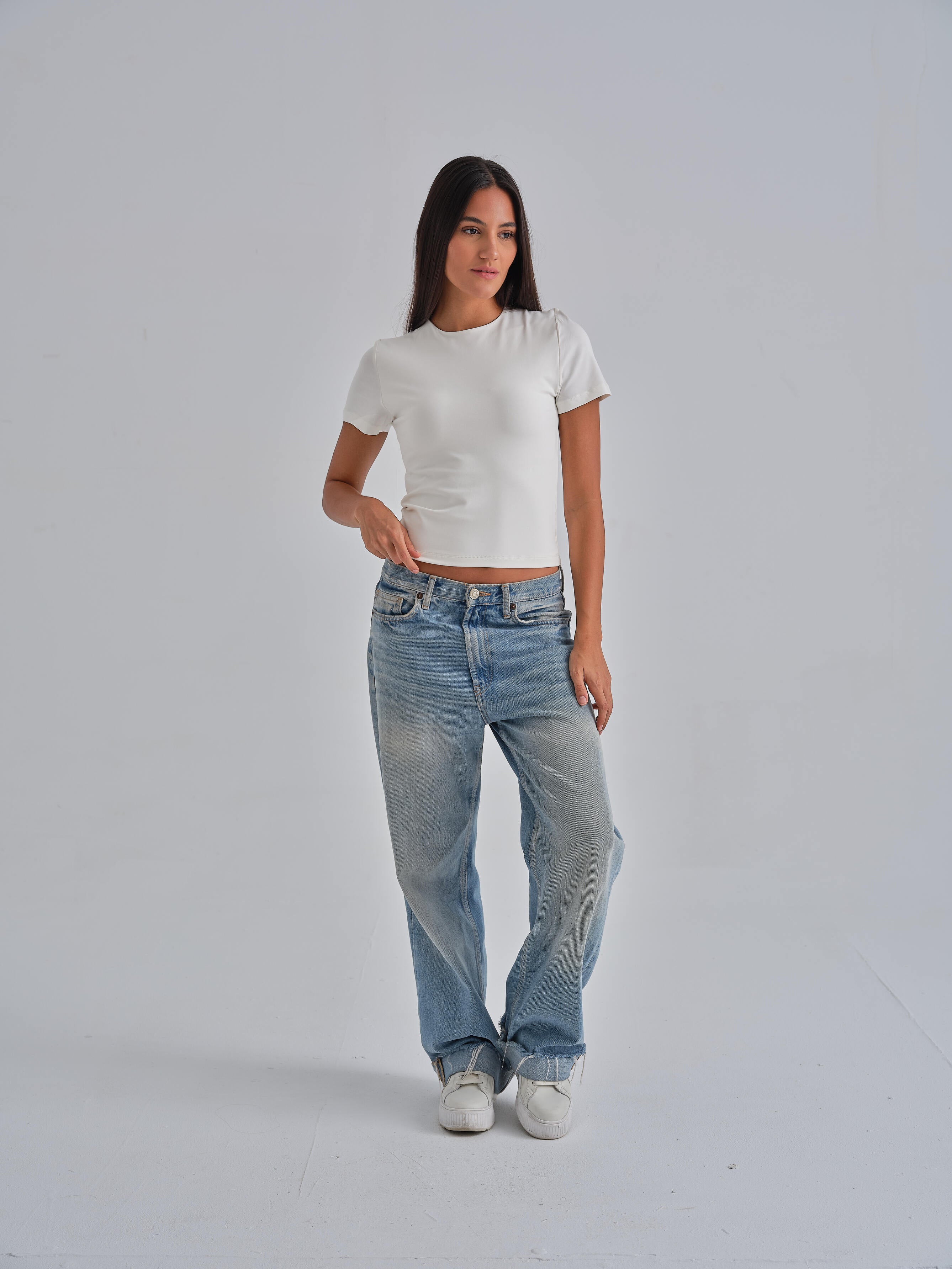 SculptHER Round White Top