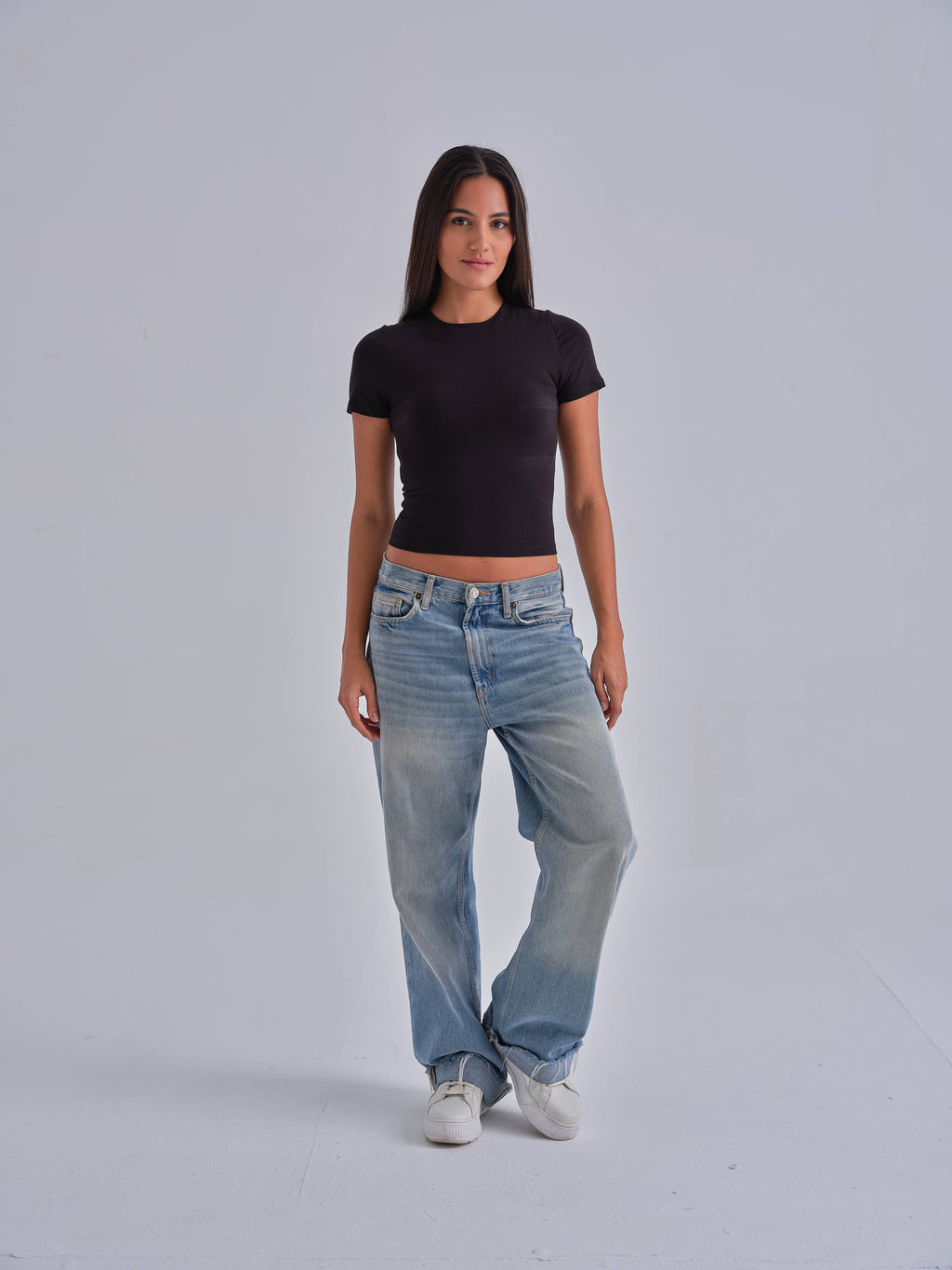 SculptHER Round Black Top