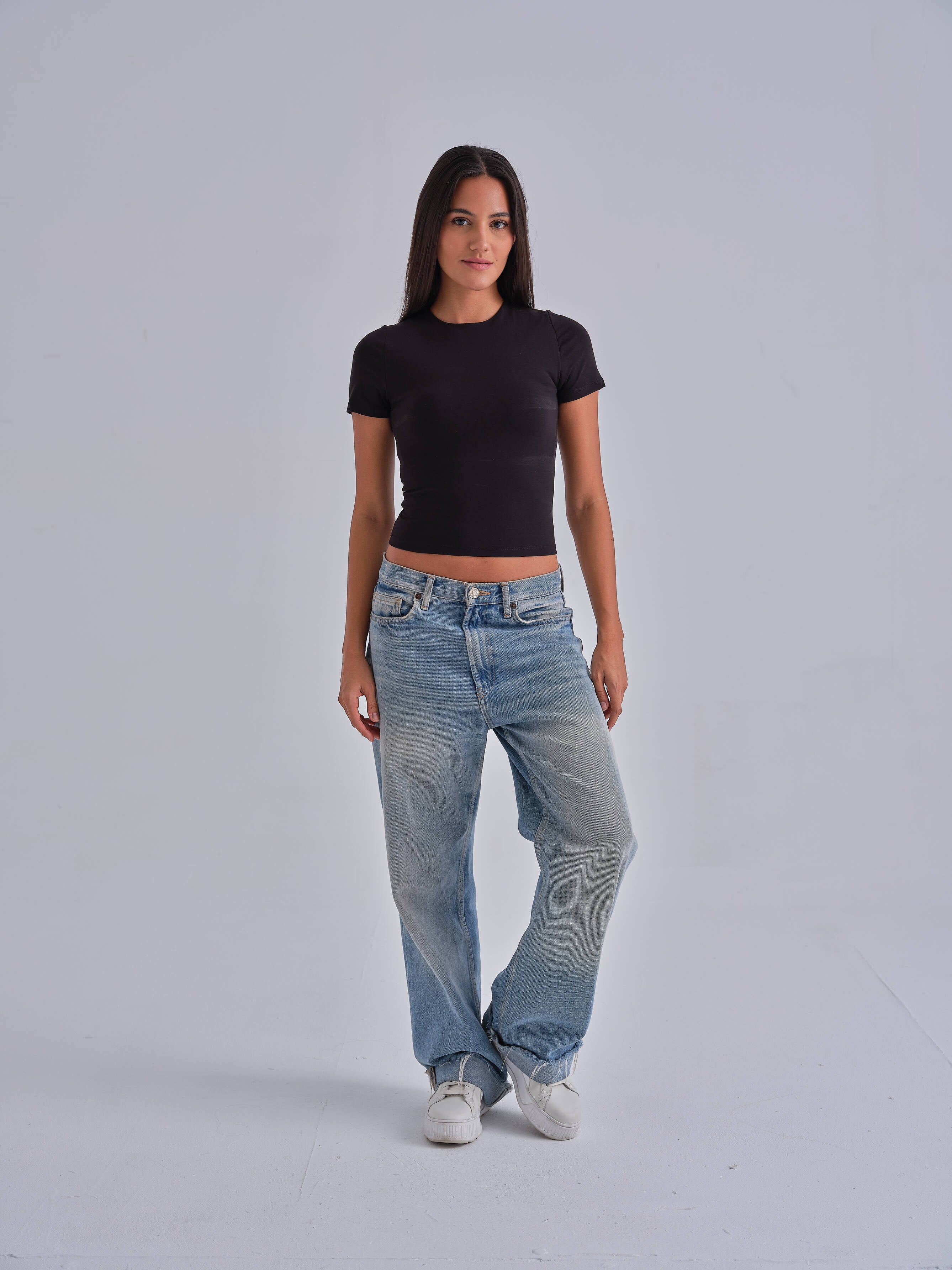 SculptHER Round Black Top