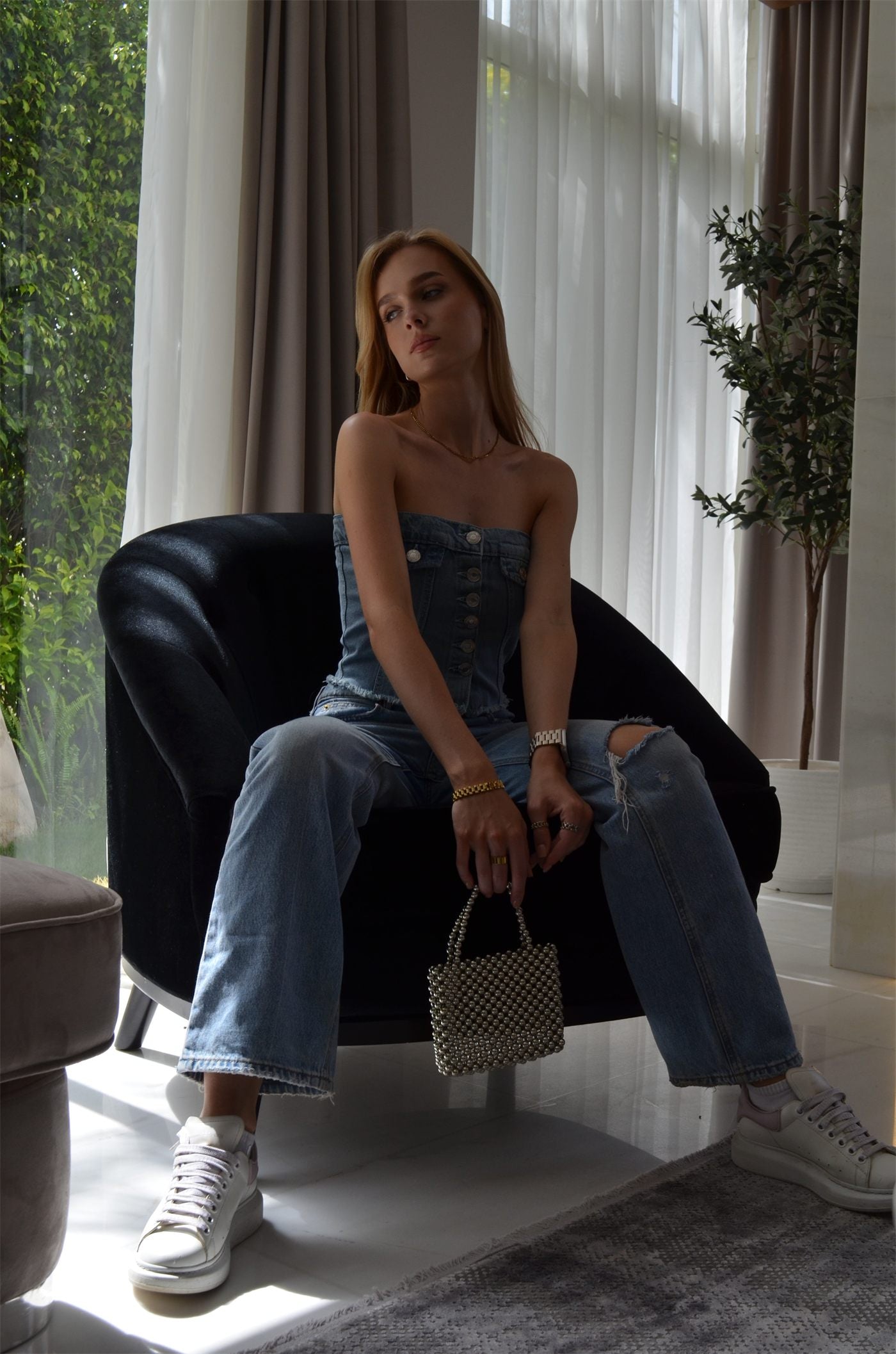 BLNCO look in the armchair lounge